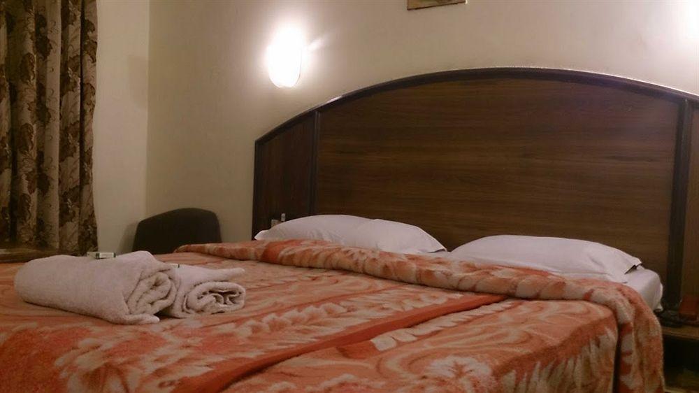 Fabhotel Khems Shoram Palace Road Udagamandalam Exterior foto
