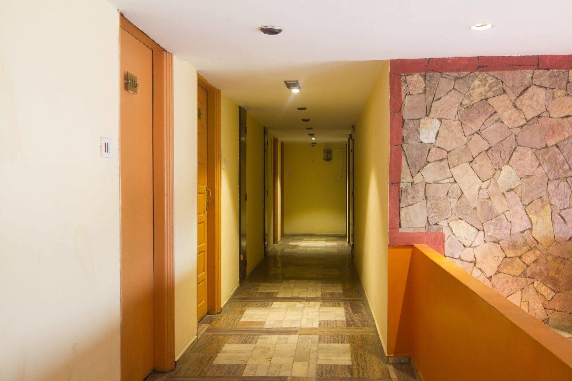 Fabhotel Khems Shoram Palace Road Udagamandalam Exterior foto